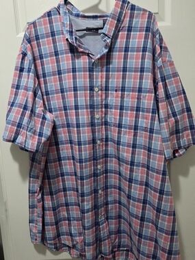 Izod Pink & Blue Plaid Short-Sleeve Button-Down Shirt